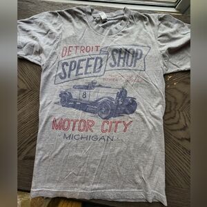 RARE Detroit Speed Shop graphic tee XS